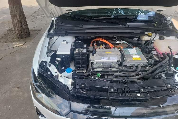 Used XPeng P5 2021 600P Engine Bay Right