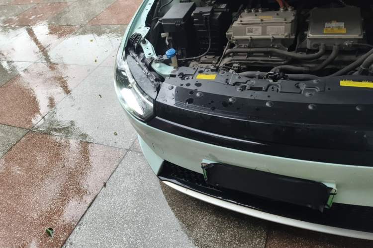 Used XPeng P5 2021 460G+ Engine Bay Right