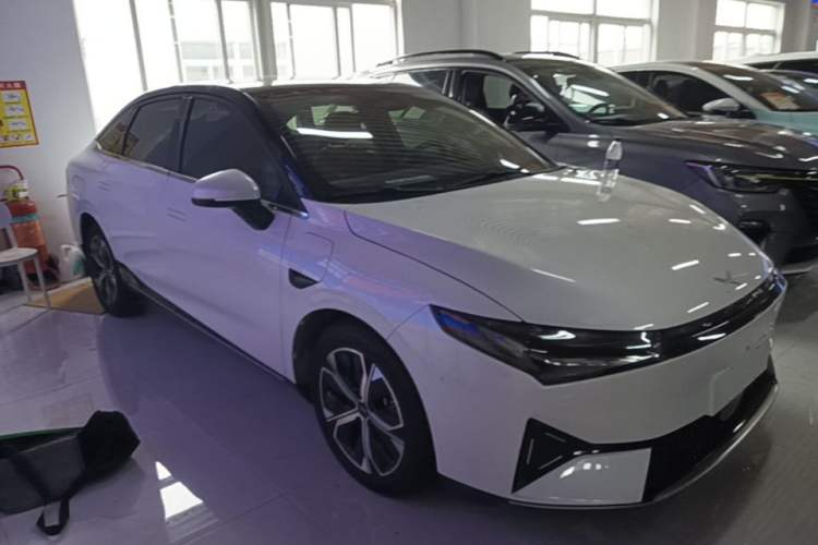 Used XPeng P5 2021 550E Exterior 1