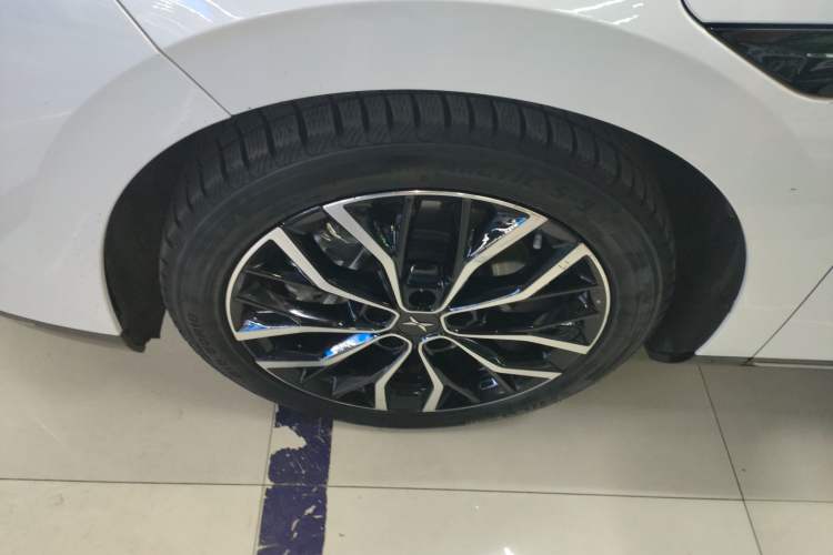Used XPeng P5 2021 460G+ Exterior 4