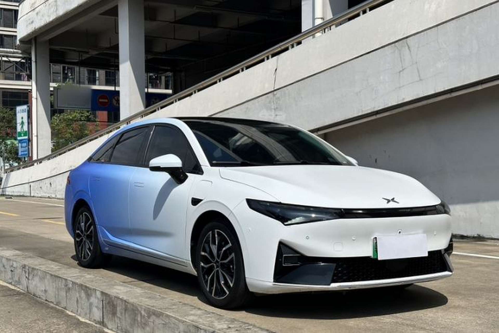 Used XPeng P5 2021 600P Exterior 4