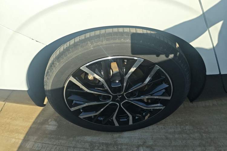 Used XPeng P5 2021 550E Exterior 5