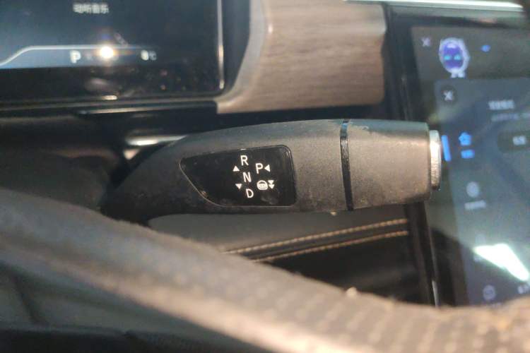 Used XPeng P5 2021 460G Gear Lever