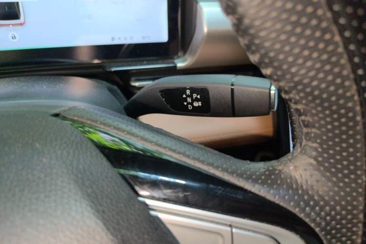 Used XPeng P5 2021 550E Gear Lever