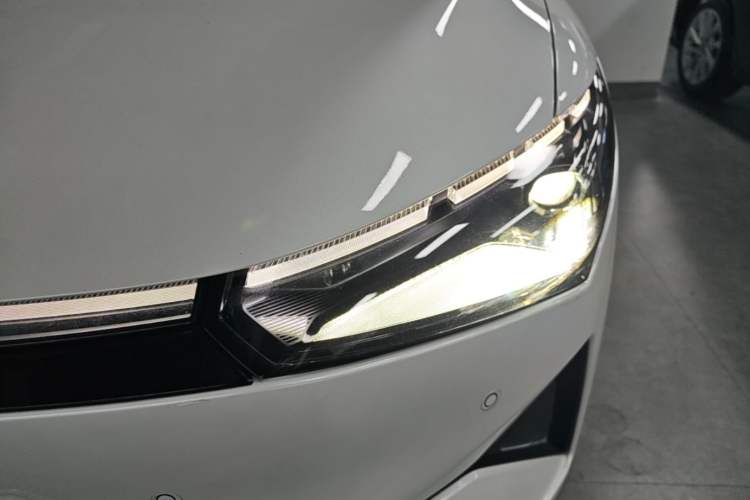 Used XPeng P5 2021 550E Left Front Headlight