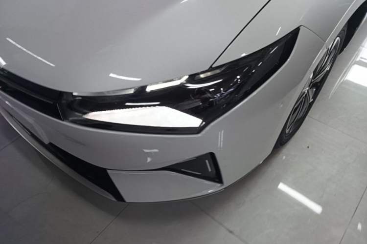 Used XPeng P5 2021 550E Left Front Headlight