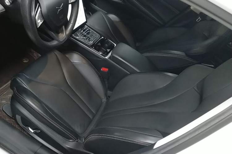 Used XPeng P5 2021 550G Left Front Seat
