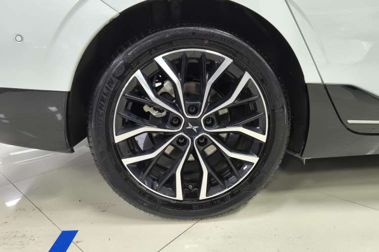 Used XPeng P5 2021 550P Left Front Wheel Hub