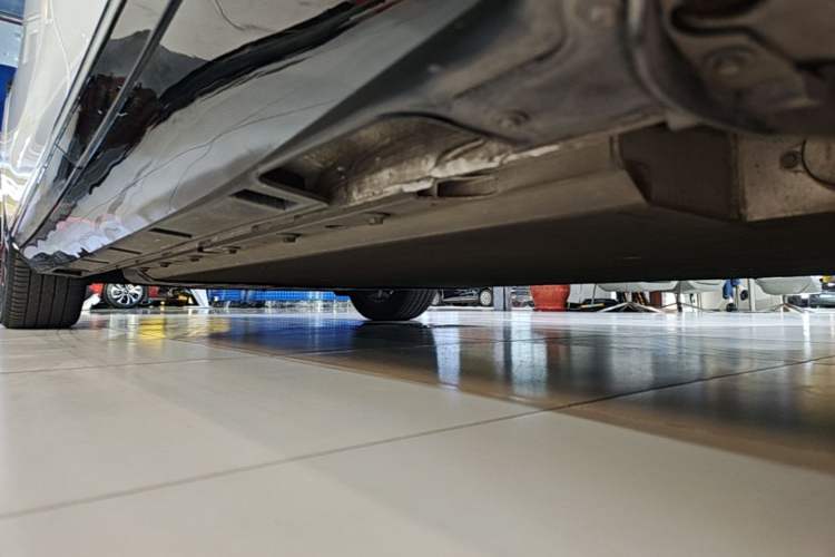 Used XPeng P5 2021 550P Left Side Sill