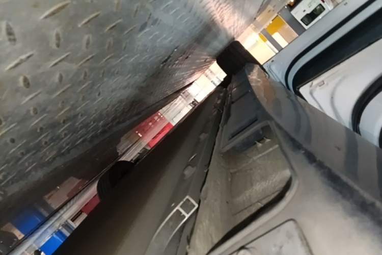 Used XPeng P5 2021 550G Left Side Sill