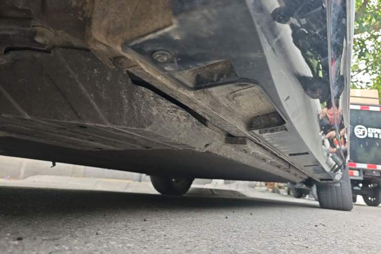Used XPeng P5 2021 460G+ Left Side Sill