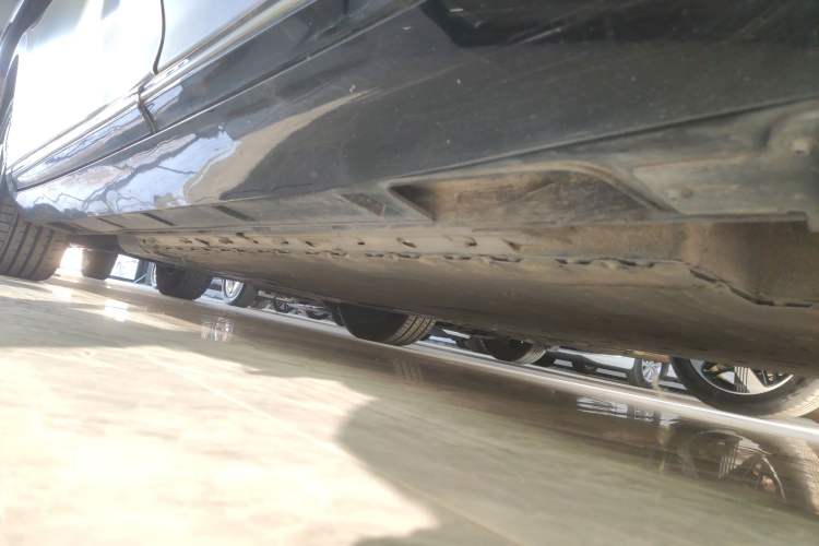 Used XPeng P5 2021 460G Left Side Sill