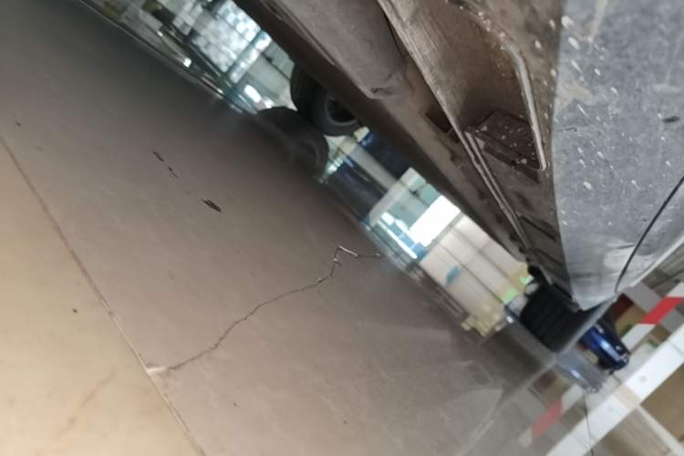 Used XPeng P5 2021 550E Left Side Sill