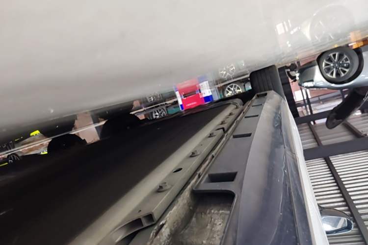 Used XPeng P5 2021 550P Left Side Sill