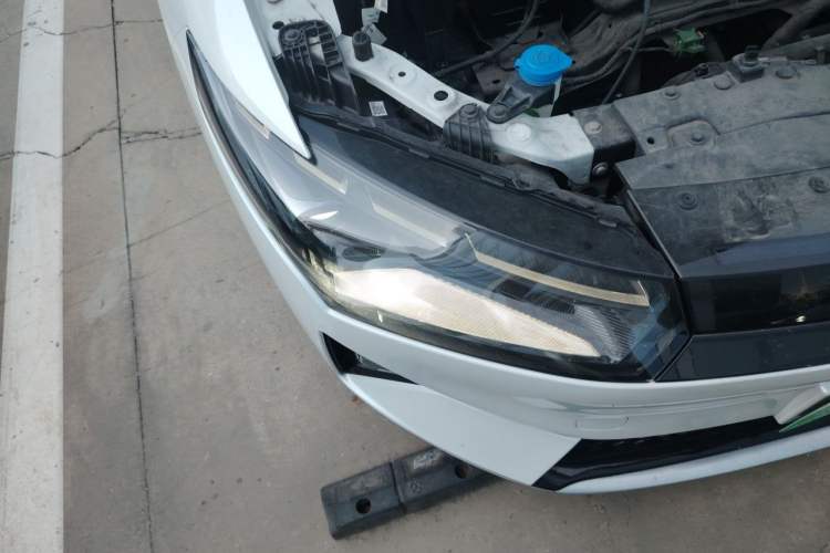 Used XPeng P5 2021 460G+ Right Front Headlight