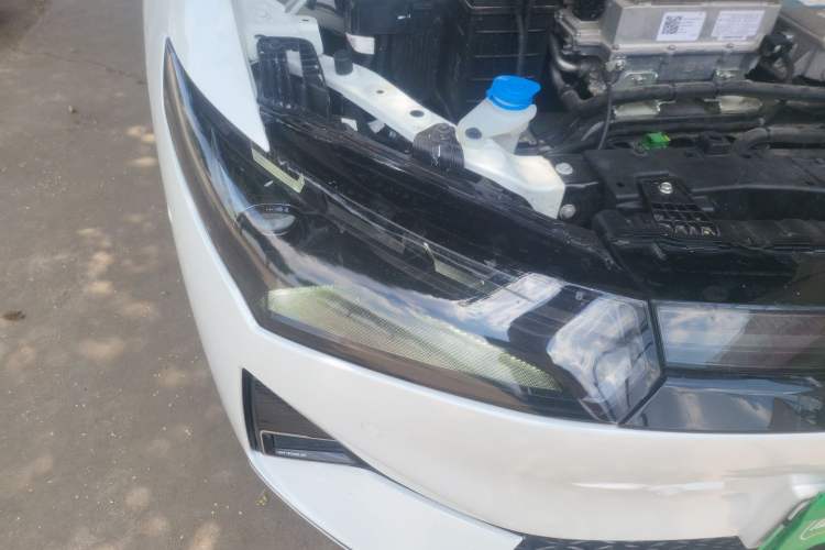 Used XPeng P5 2021 600P Right Front Headlight