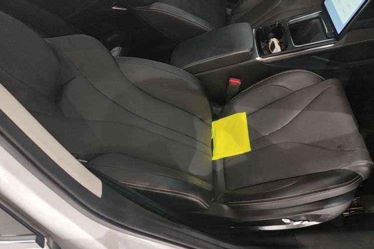 Used XPeng P5 2021 550G Right Front Seat