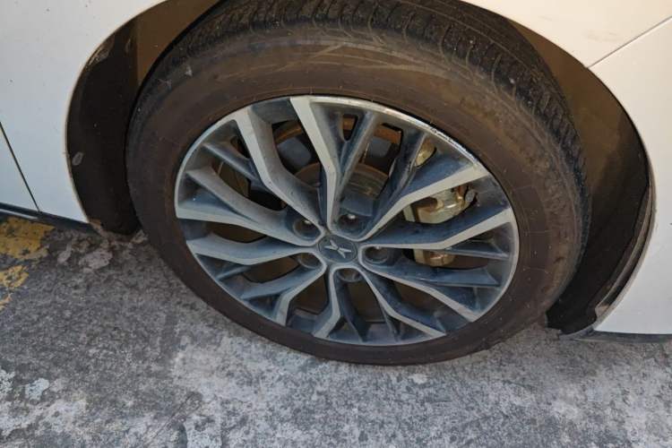 Used XPeng P5 2021 460G+ Right Front Wheel Hub