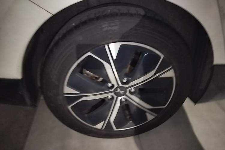Used XPeng P5 2021 460E Right Rear Wheel Hub