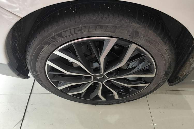 Used XPeng P5 2021 460G+ Right Rear Wheel Hub