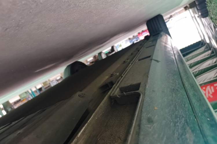 Used XPeng P5 2021 550G Right Side Sill