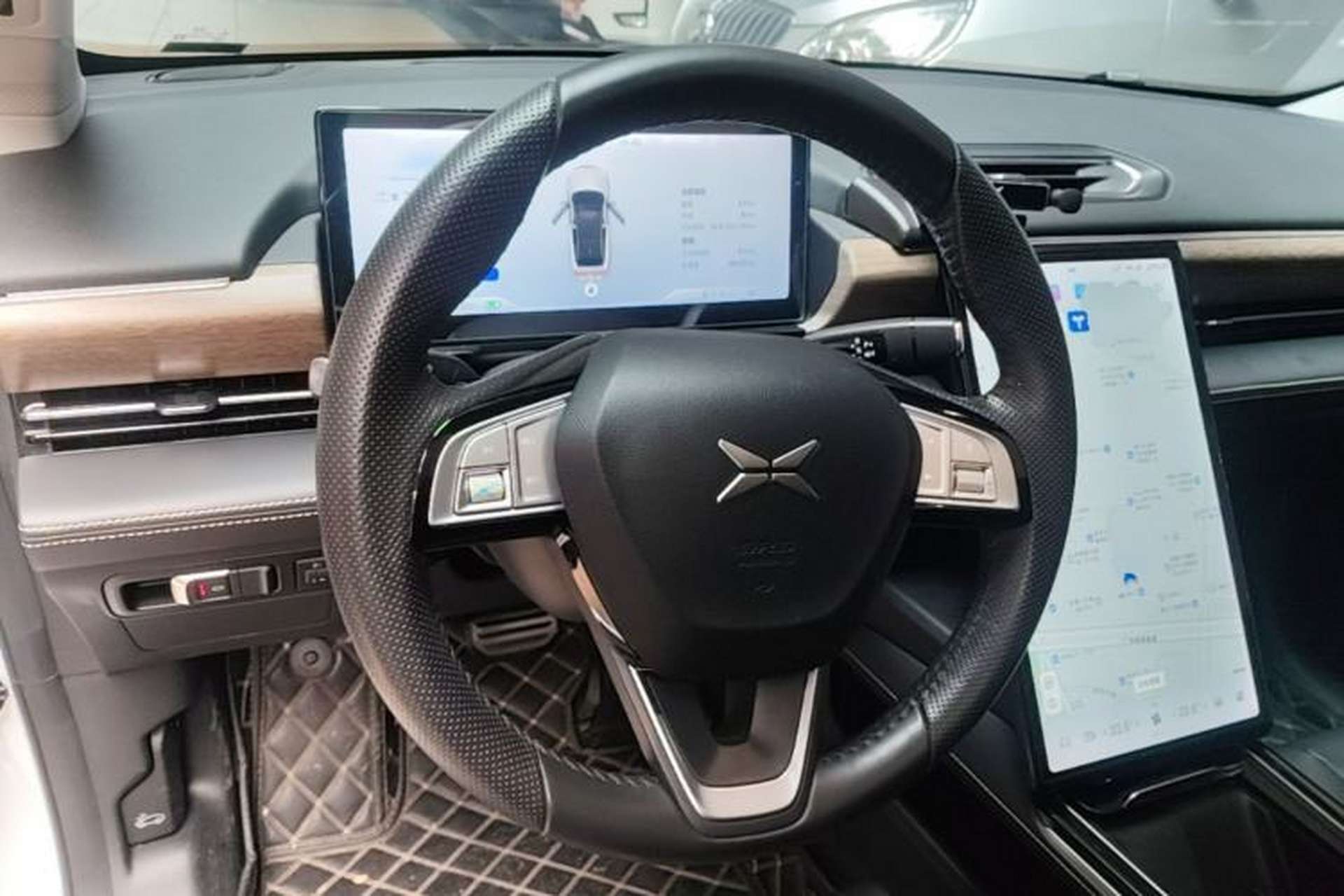 Used XPeng P5 2021 460G+ Steering Wheel