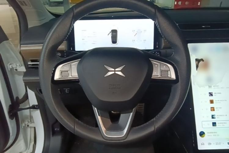 Used XPeng P5 2021 550G Steering Wheel