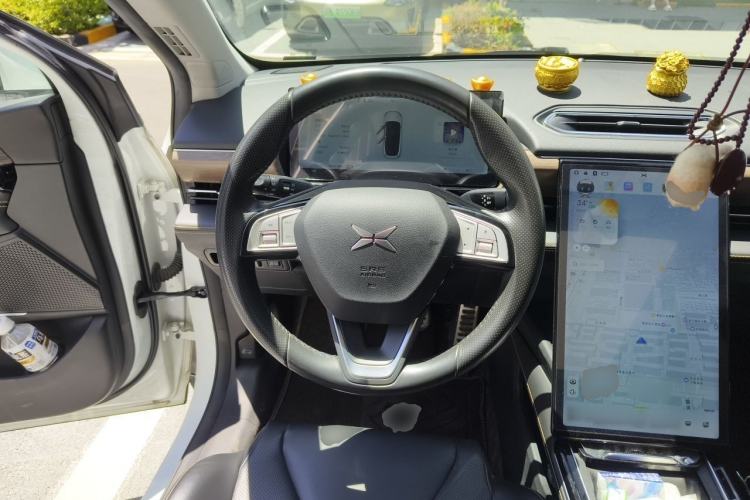 Used XPeng P5 2021 550G Steering Wheel