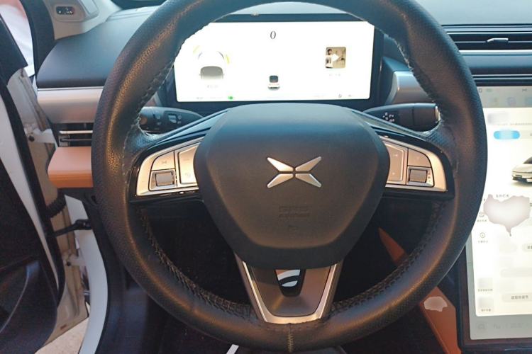 Used XPeng P5 2021 550G Steering Wheel