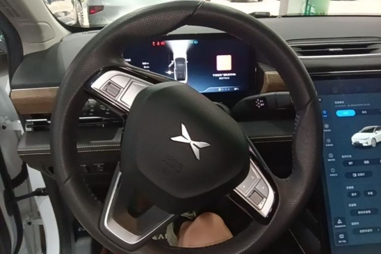 Used XPeng P5 2021 460G+ Steering Wheel