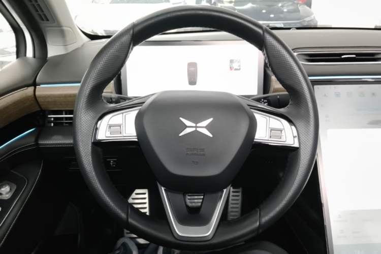 Used XPeng P5 2021 460G+ Steering Wheel