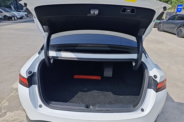 Used XPeng P5 2021 550P Trunk