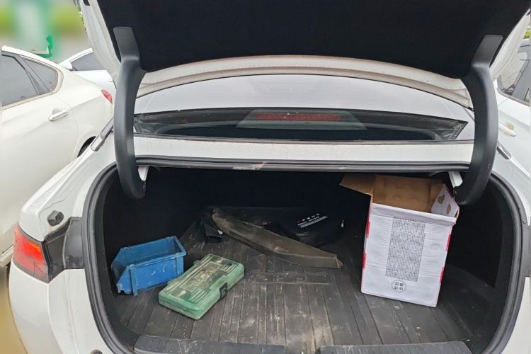 Used XPeng P5 2021 460G+ Trunk