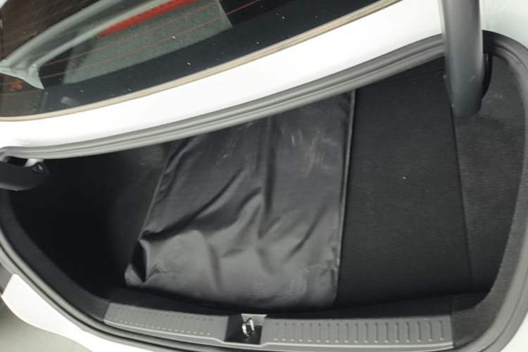Used XPeng P5 2021 550E Trunk