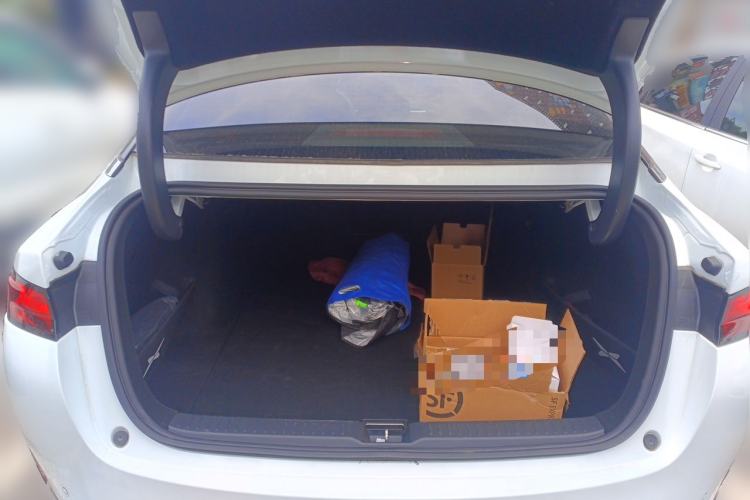 Used XPeng P5 2021 550P Trunk
