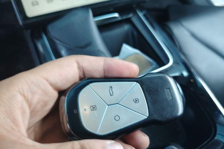 Used XPeng P5 2021 460G+ Vehicle Key