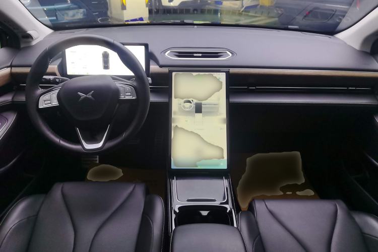 Used XPeng P5 2022 460E+ Center Console