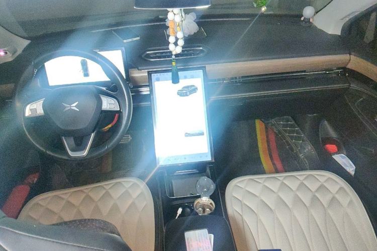 Used XPeng P5 2022 550E Center Console