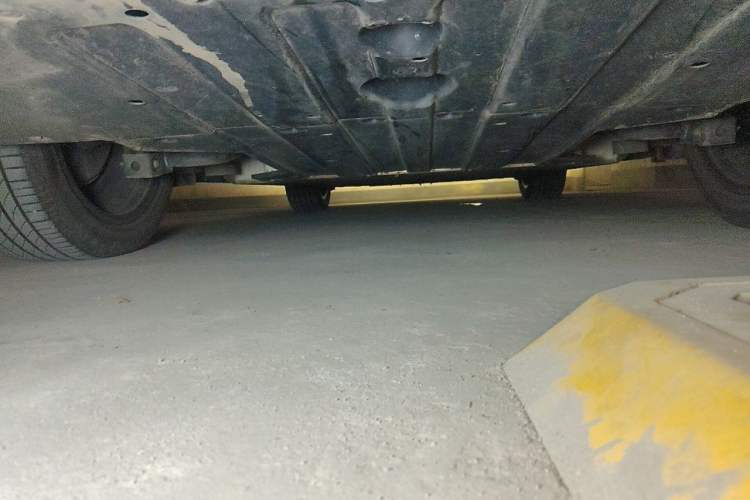 Used XPeng P5 2022 550E Chassis Rear