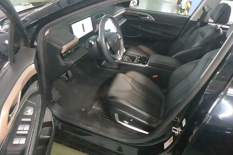Used XPeng P5 2022 550E Driver Seat