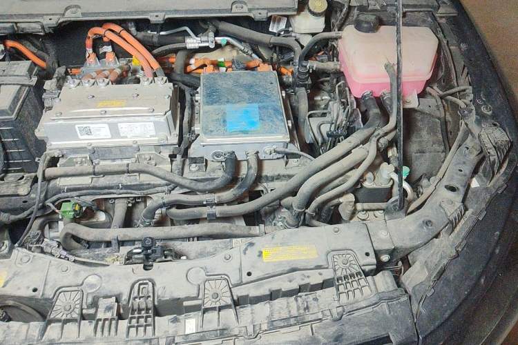 Used XPeng P5 2022 550E Engine Bay Left