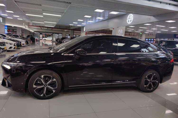 Used XPeng P5 2022 550E Exterior 5