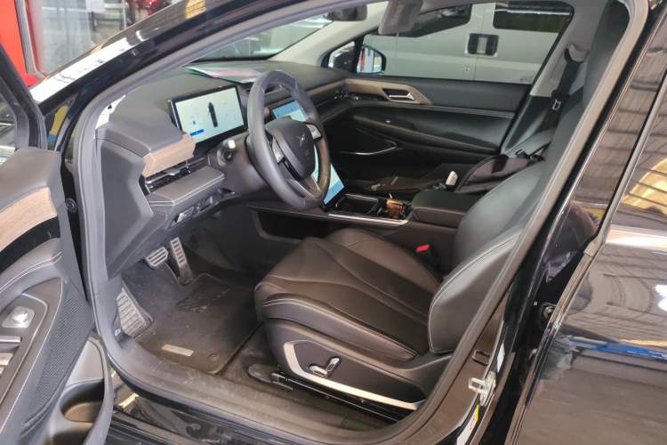 Used XPeng P5 2022 460E+ Interior 3