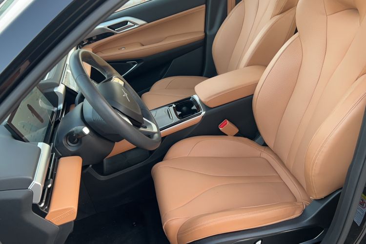 Used XPeng P5 2022 550E Left Front Seat