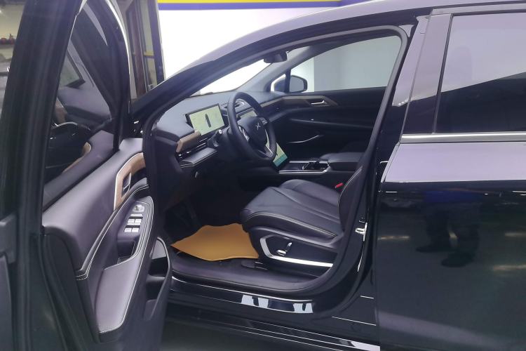 Used XPeng P5 2022 460E+ Left Front Seat