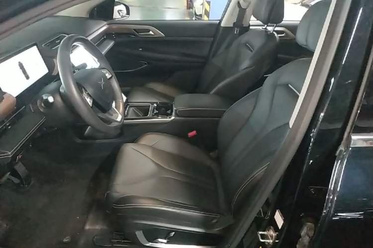 Used XPeng P5 2022 550E Left Front Seat