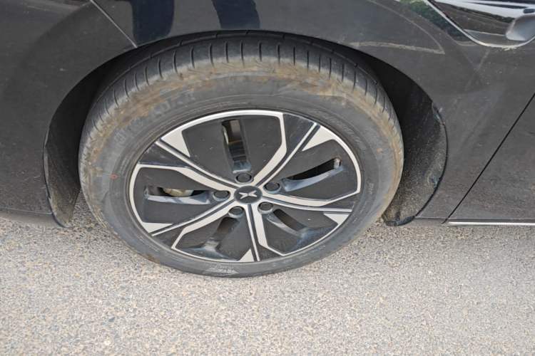 Used XPeng P5 2022 550E Left Front Wheel Hub
