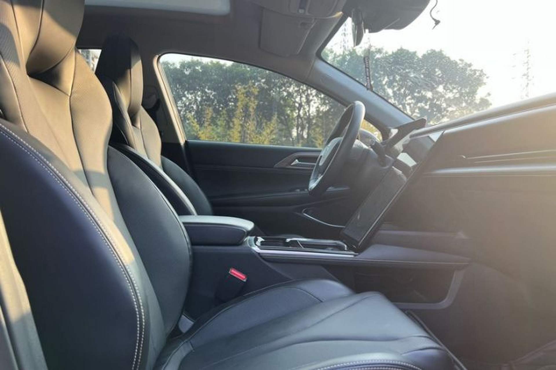 Used XPeng P5 2022 550E Right Front Seat