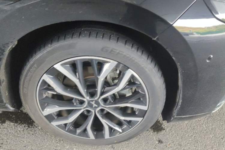 Used XPeng P5 2022 460E+ Right Front Wheel Hub