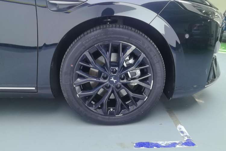 Used XPeng P5 2022 460E+ Right Rear Wheel Hub